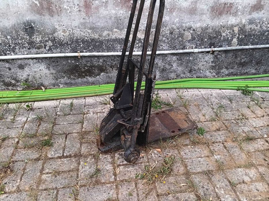 Engate Automático/Rápido para trator