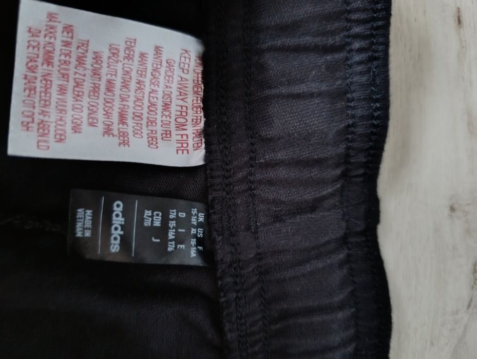 Spodenki szorty 170-176