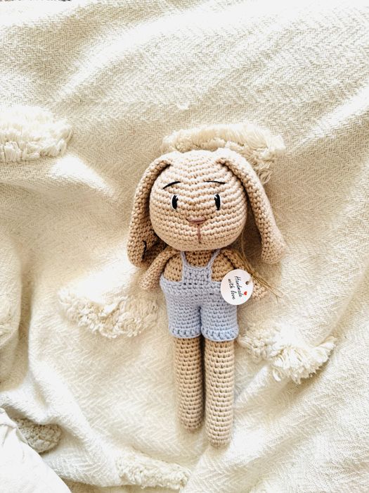 Maskotka zrobiona na szydełku handmade