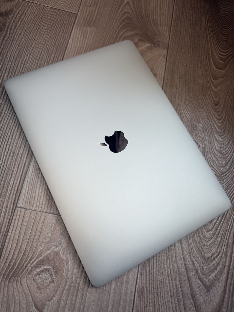 MacBook Air M1 2020