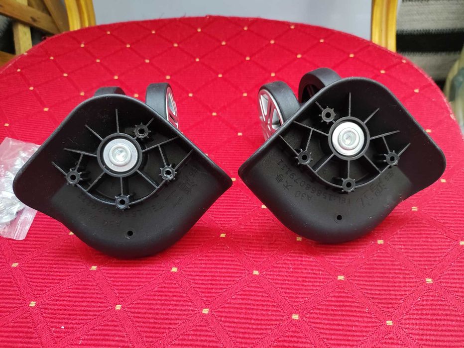 Kółka Obrotowe Koła Skrętne do Walizki Turystycznej Bagażu podróżnej