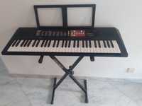 Teclado musical YAMAHA PSR F51