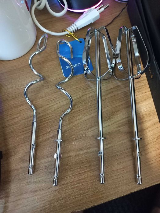 Міксер кухонний із чашою  Scarlett SC-044