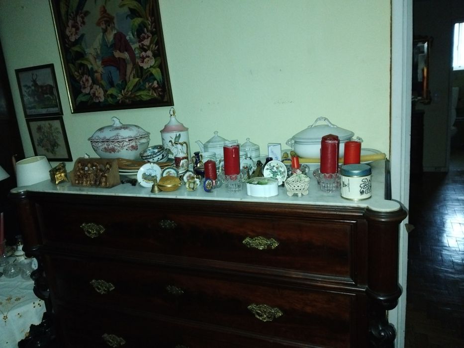 Cómoda do inicio do sec xx ou anterior