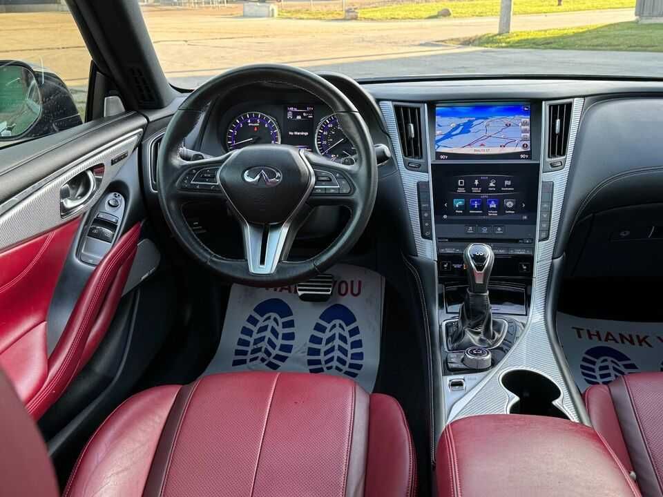 2019 Infiniti Q60 RED