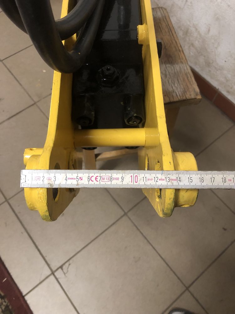 Młot hydrauliczny do minikoparki