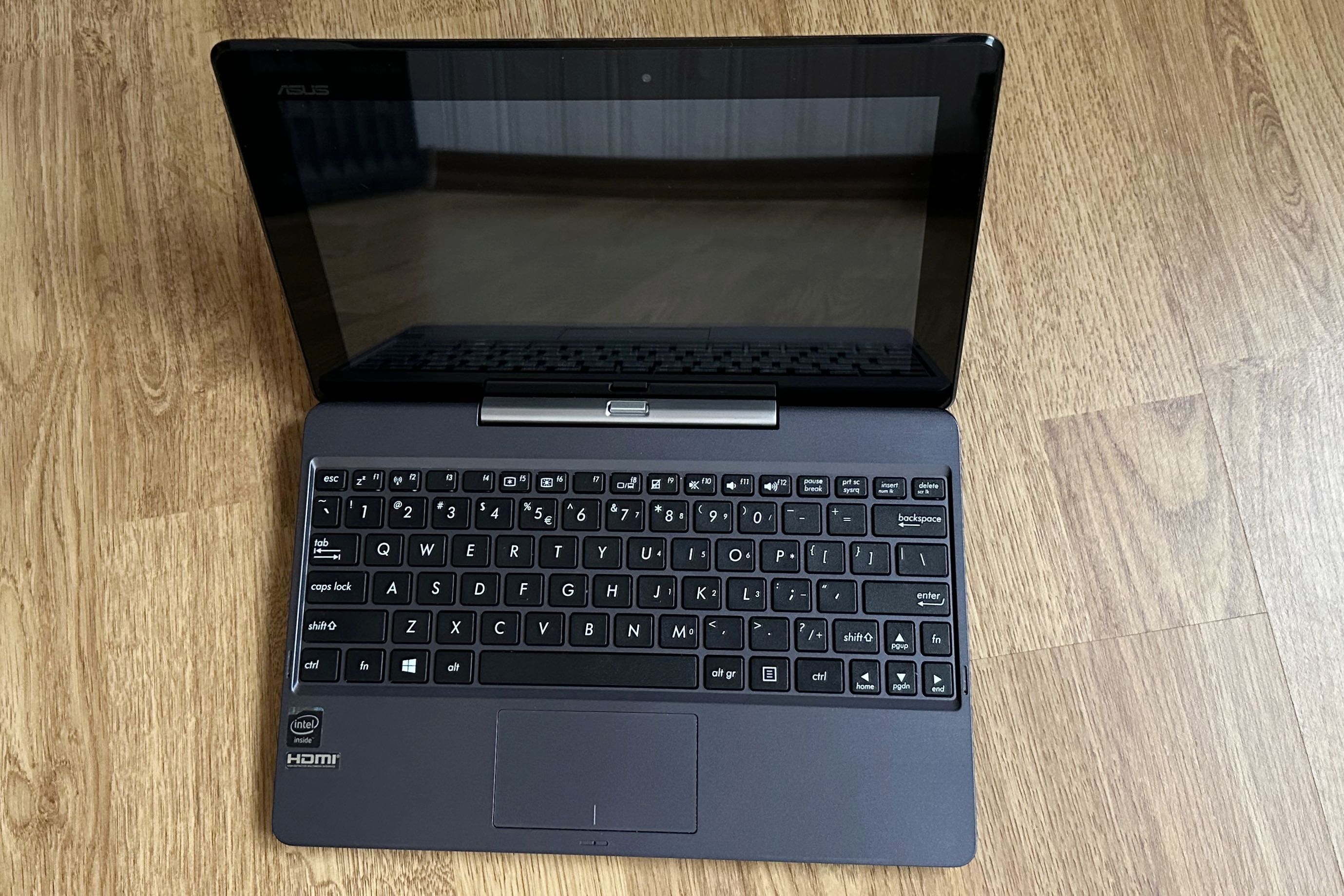ASUS Transformer Book T100TA, 32GB + 500GB, ekran dotykowy odpinany