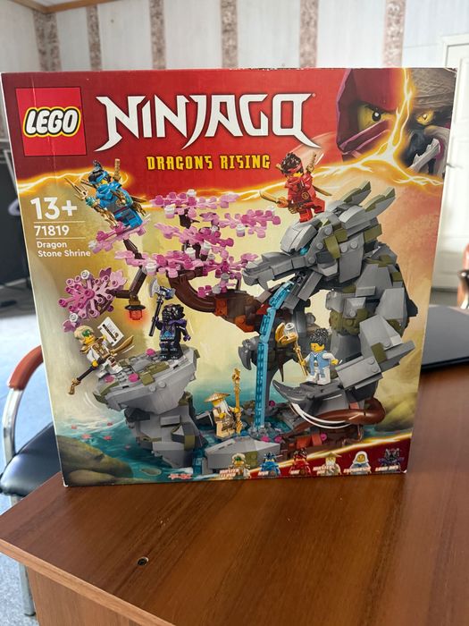 Продам LEGO NINJAGO Храм камня дракона (71819)