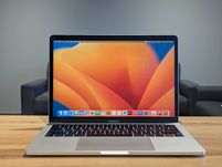 Macbook pro 13 2017 core i5 2.3ghz 8/512gb