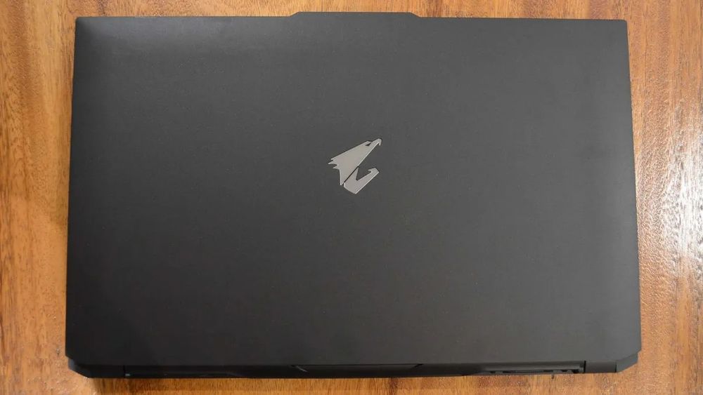 Portátil Gigabyte AORUS 17H