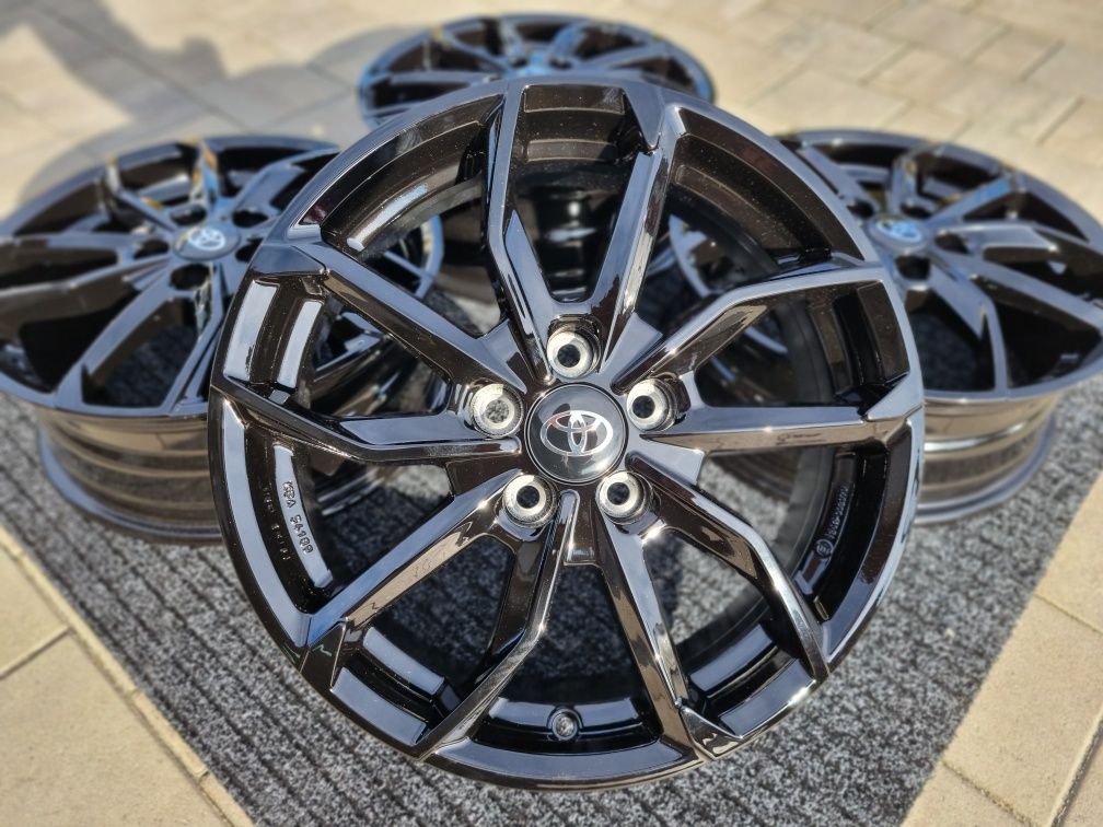 Toyota Yaris 16" Felgi aluminiowe 5x100 Yaris IV 2020- Czarne alufelgi