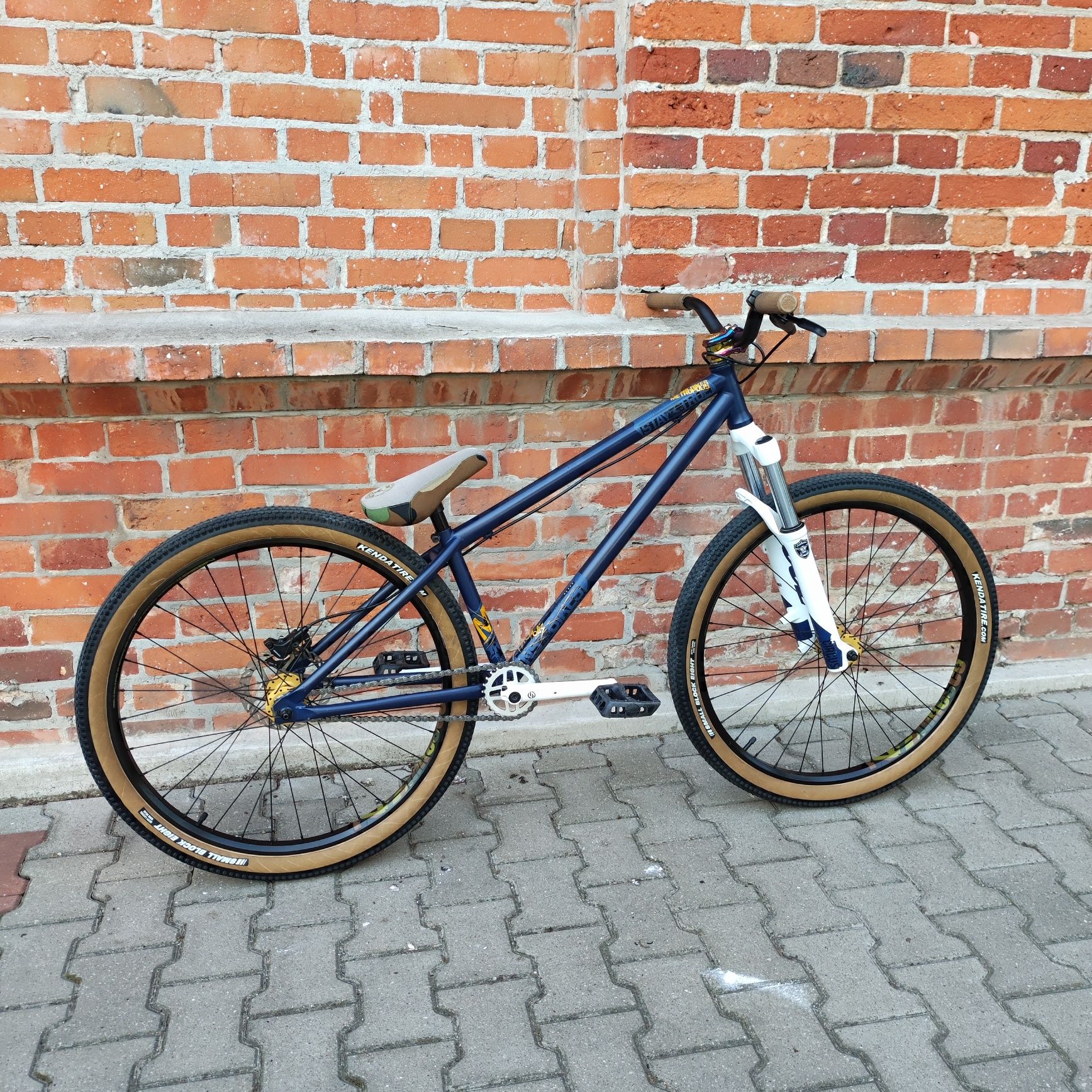 NS Bikes metropolis 2
