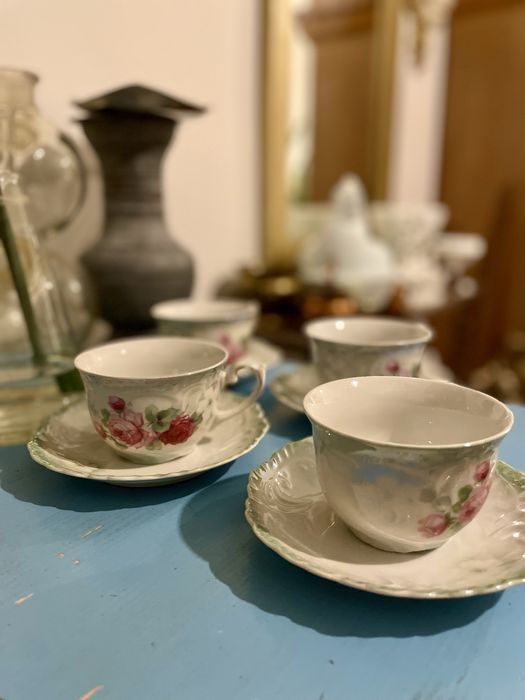 Porcelanowa filiżanka ze spodkiem