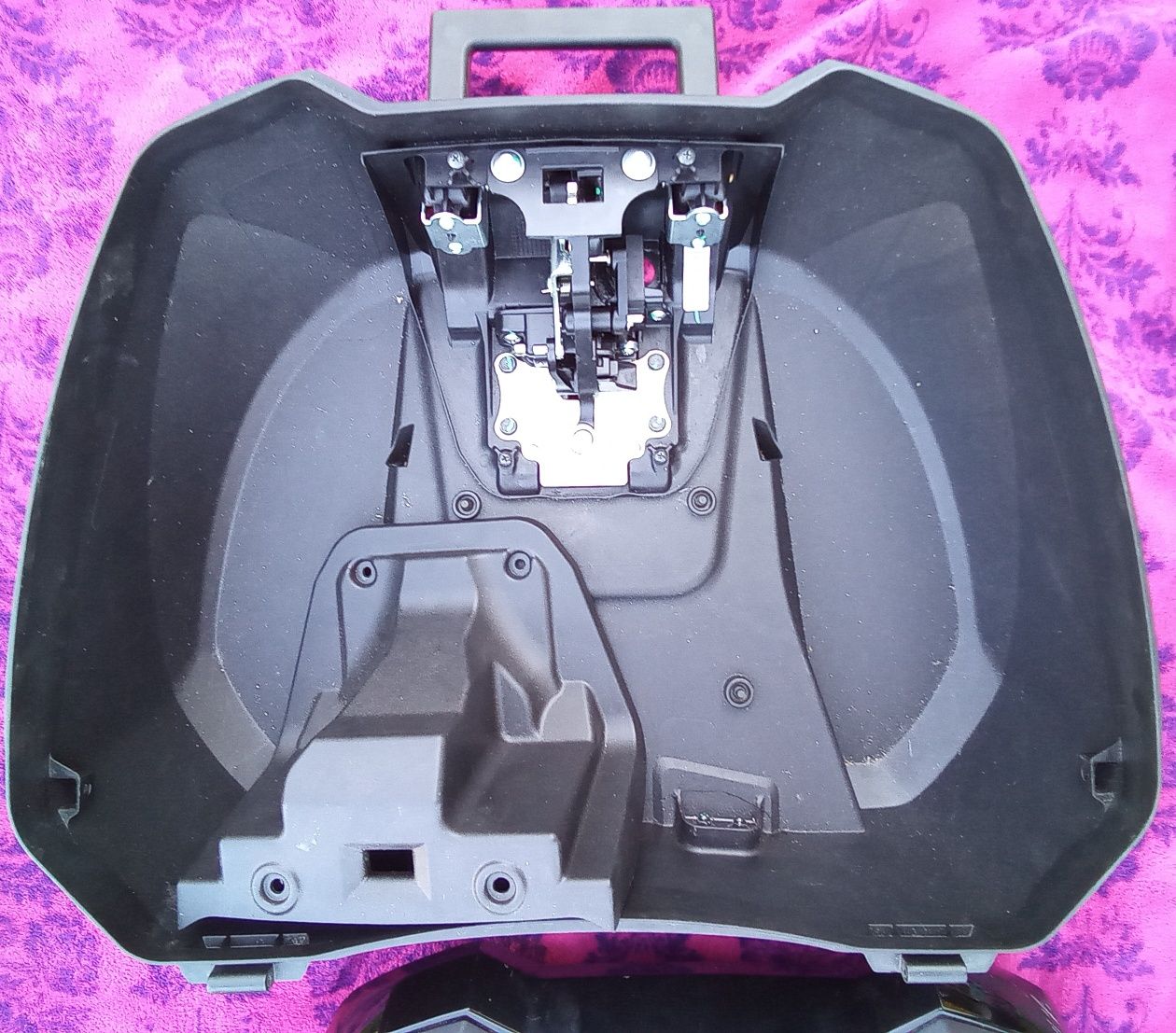 Kufer Honda Forza 2023r. 81101-K40-F700