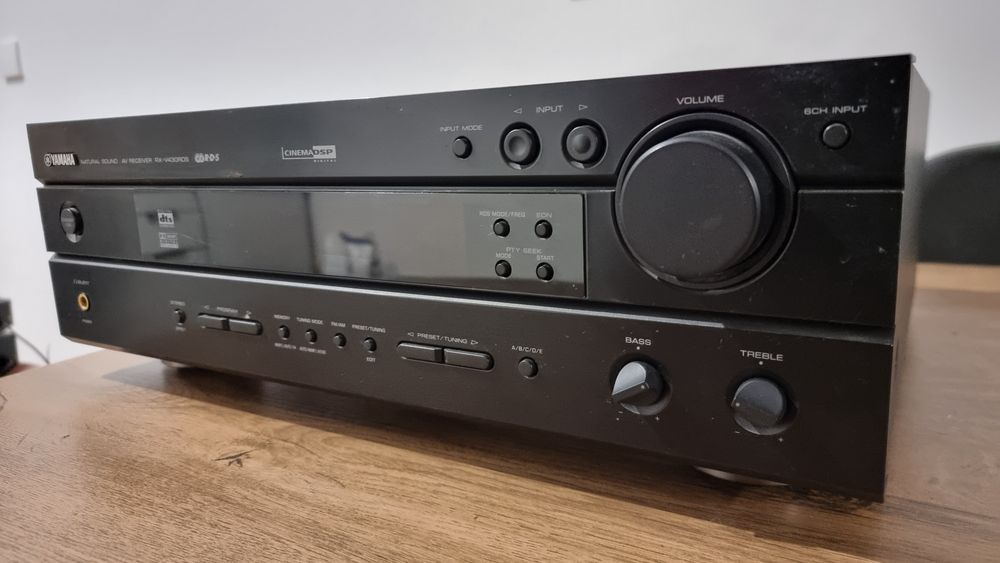 Amplituner Yamaha RX-V430RDS z serii Natural Sound.