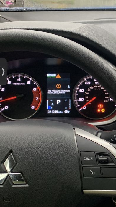 Панель приладів приборов Mitsubishi Eclipse Cross