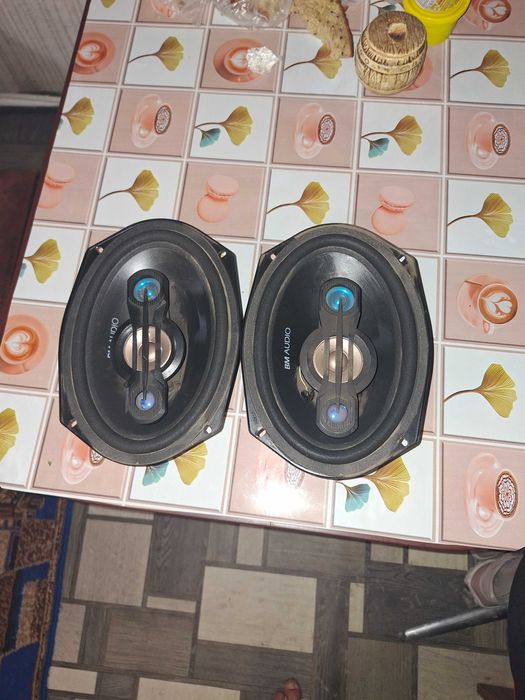 Продам  колонки Овали