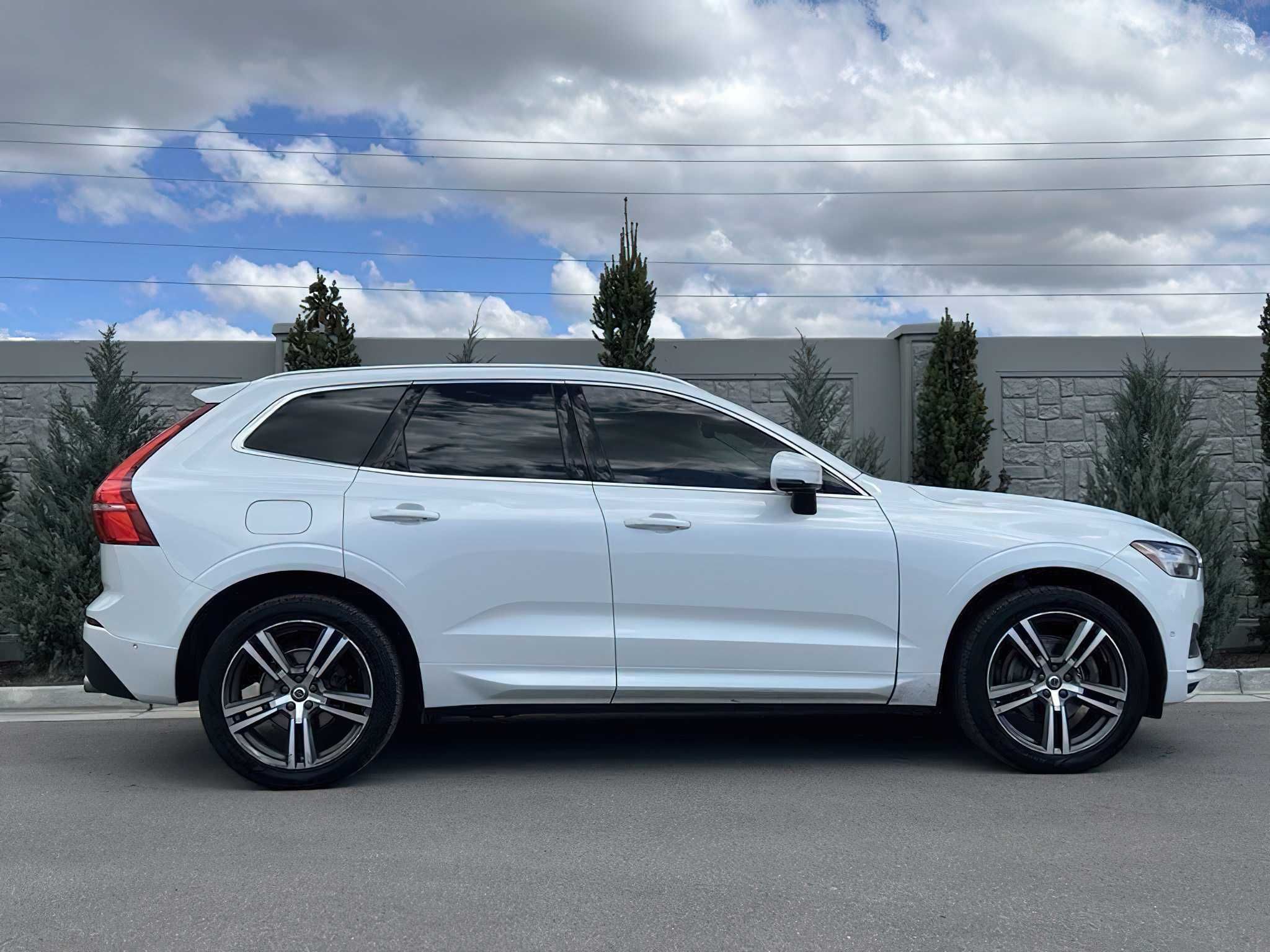 Volvo XC60 2018 White