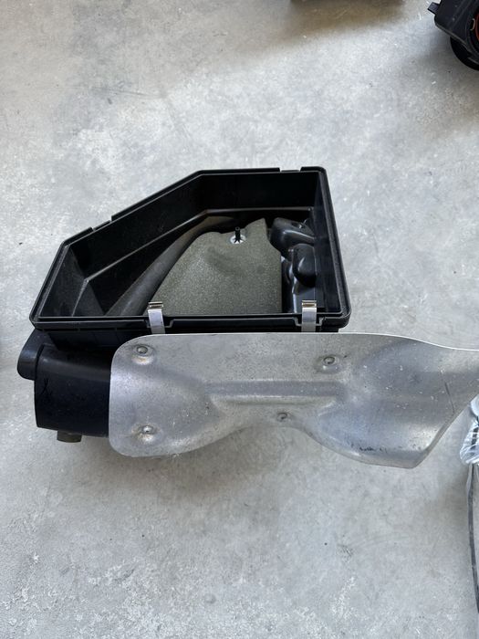 Корпус воздушного фильтра M340 G20