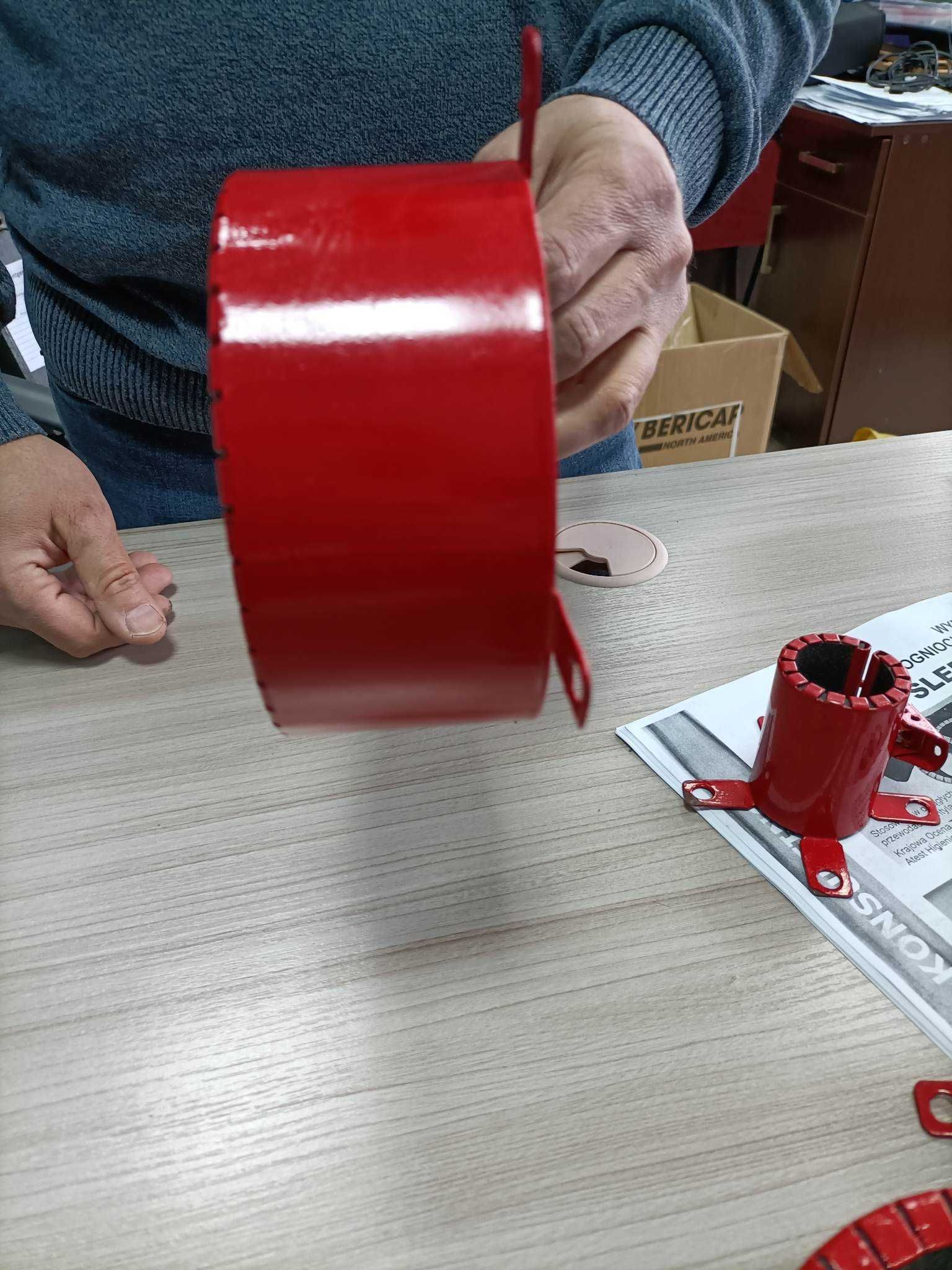 Kołnierze, opaski pęczniejące ognioochronne na rury PCV, przepusty
