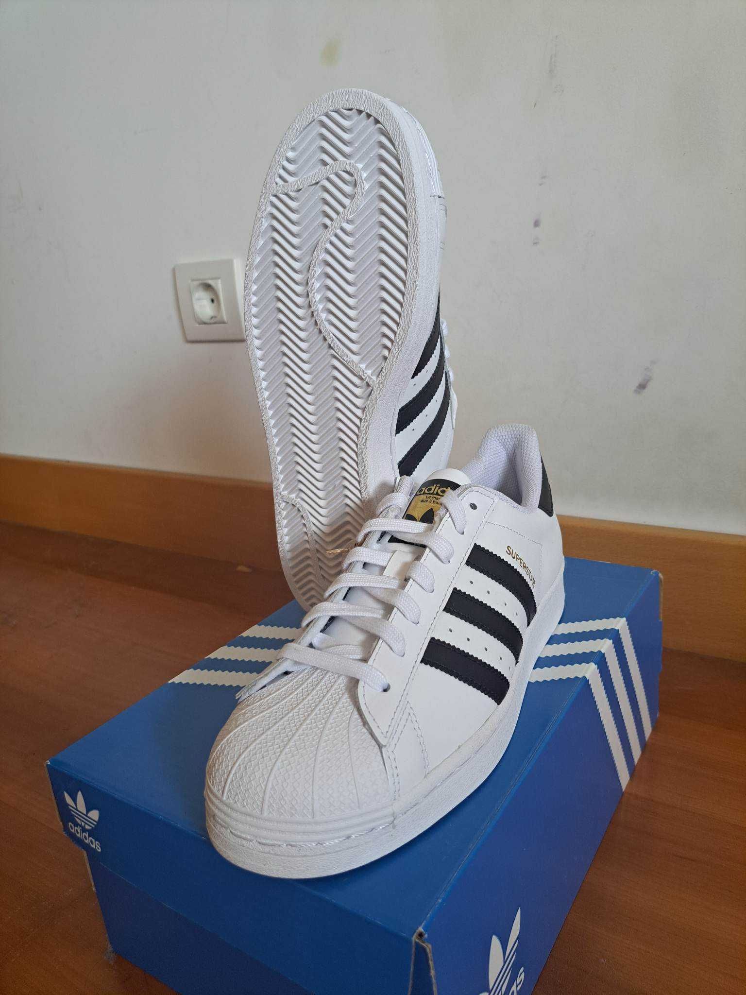 Adidas Sapatilhas Superstar novas!