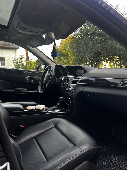 Mercedes-Benz E-Class, Мерседес 212 2011 рік