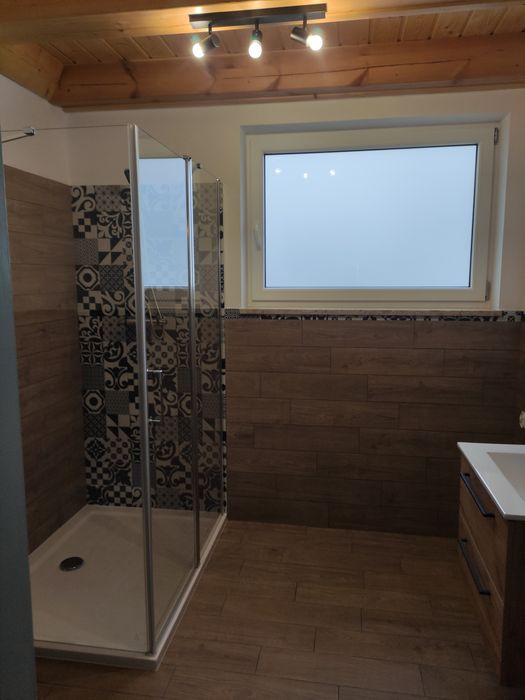 Domki apartamentowe z balią i widokiem na jezioro na Kaszubach 400 zl