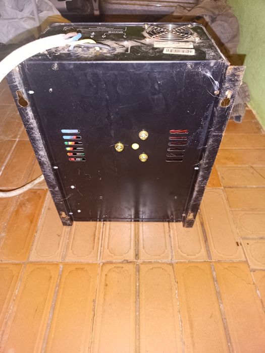 Стабілізатор напруги