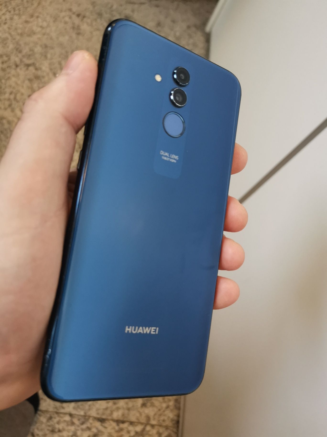 Huawei Mate 20lite супер стан