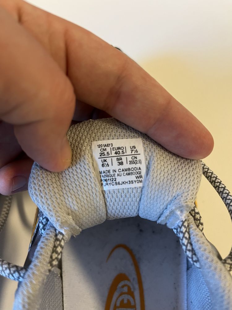Buty Asics 1090 sneakersy