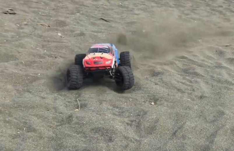 Telecomandado motor brushless - escala 1/10 (grande) -BIGFOOT -Bashing