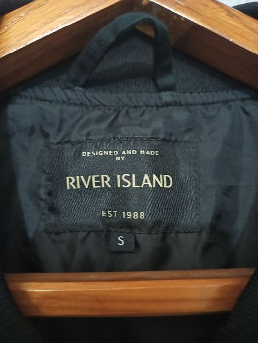 Бомбер River island