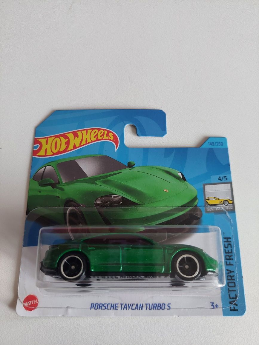 Hot Wheels Porsche Taycan Turbo S