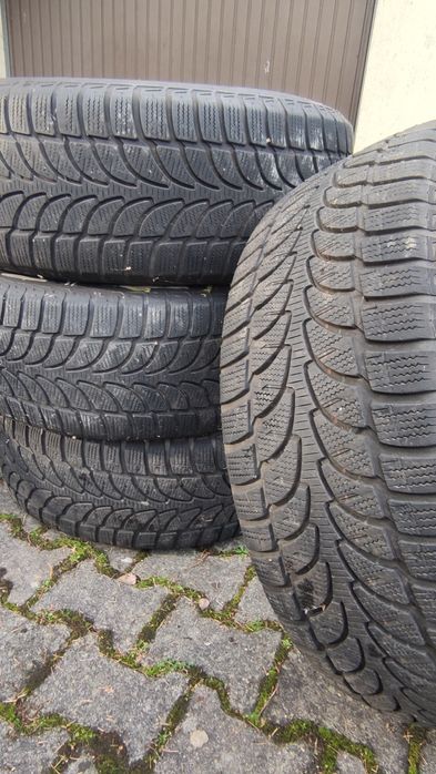 Opony zimowe 4szt 255/60/R18 Bridgestone blizzak