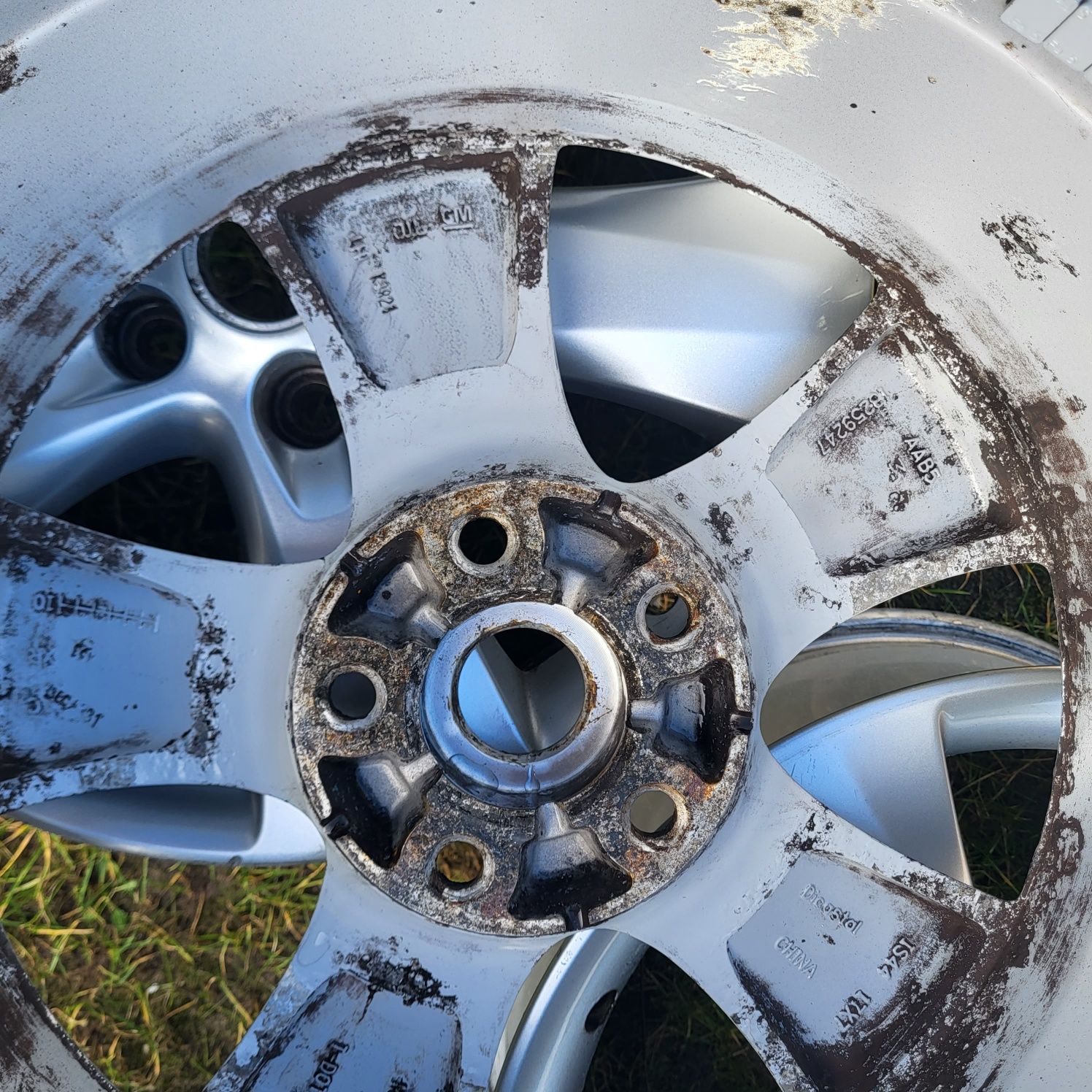 R17 5 115 et46 6.5j kia captiva Orlando ampala opel astra zafira chevr