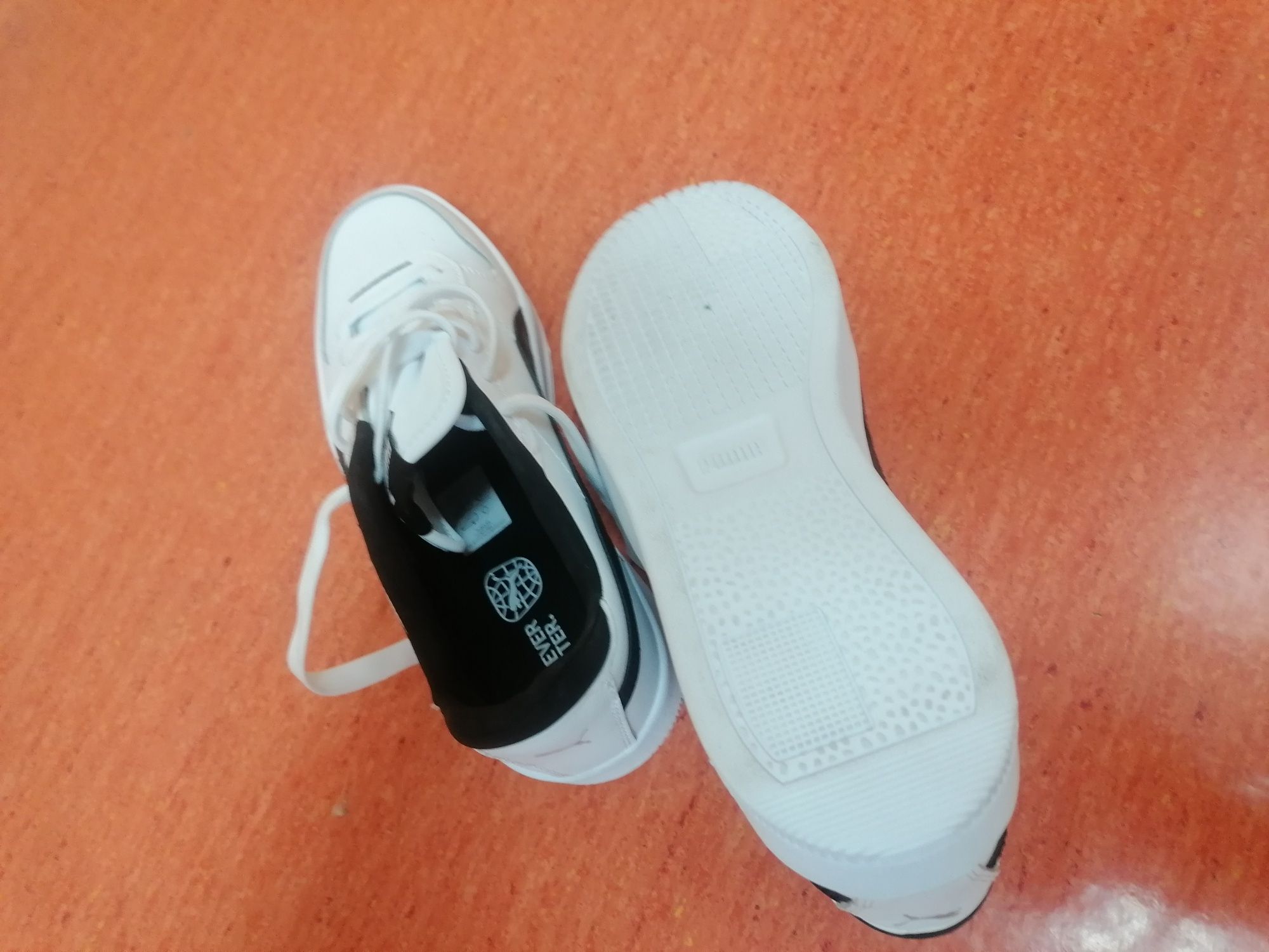 Sneakersy damskie Puma 40,