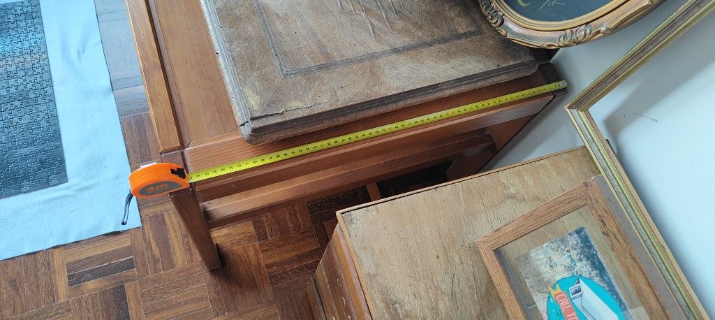 Base de mesa em madeira
