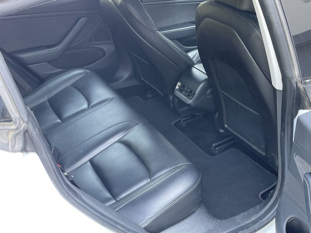 Tesla model 3 Long Range Dual Motor AWD повний привід 75kw