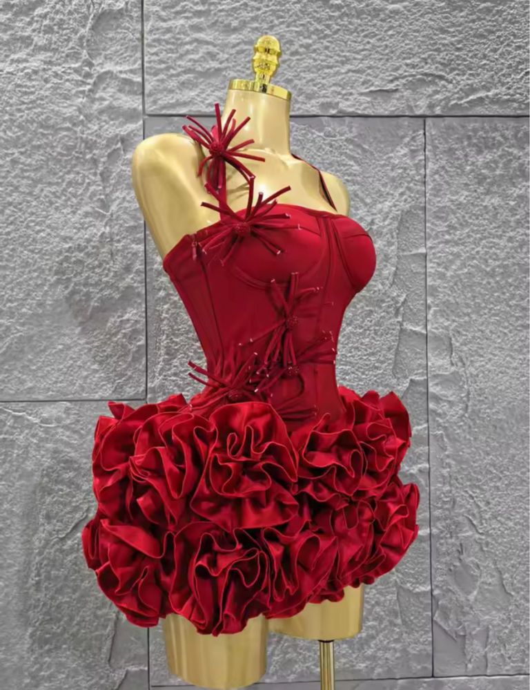 Vestido vermelho gala ( Efeito rosa)