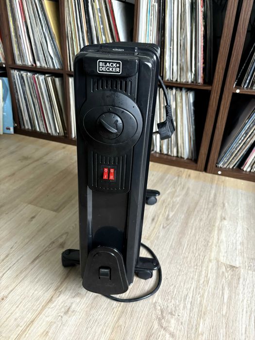 Aquecedor a óleo BLACK+ DECKER