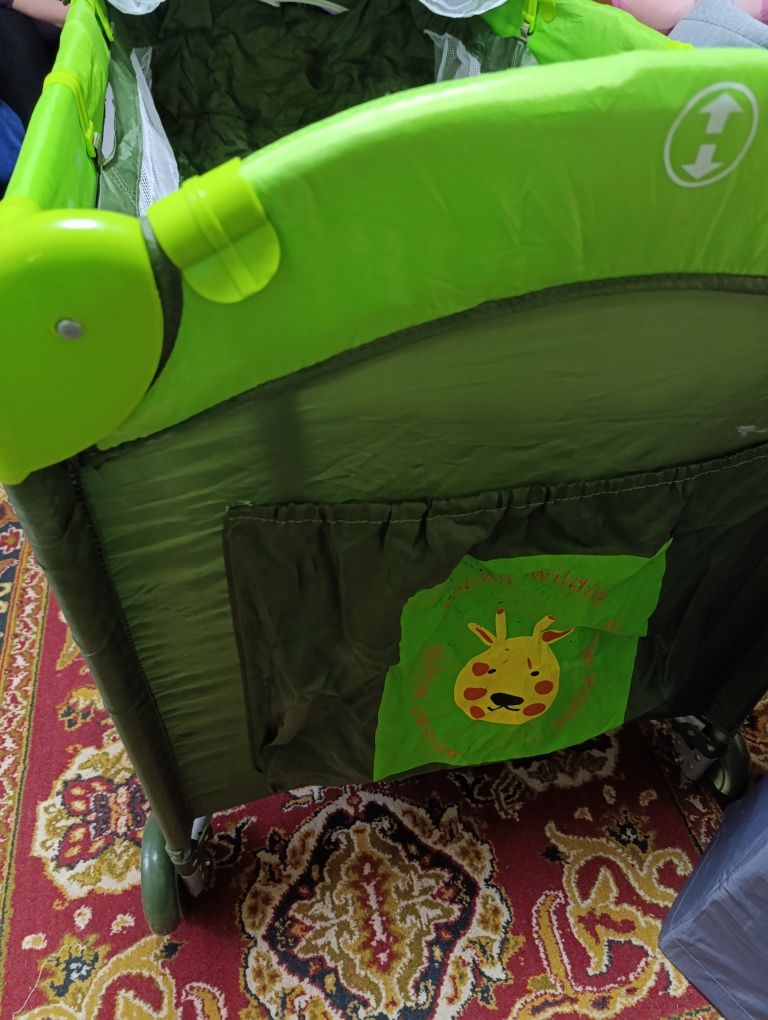 Манеж дитячий з люлькою