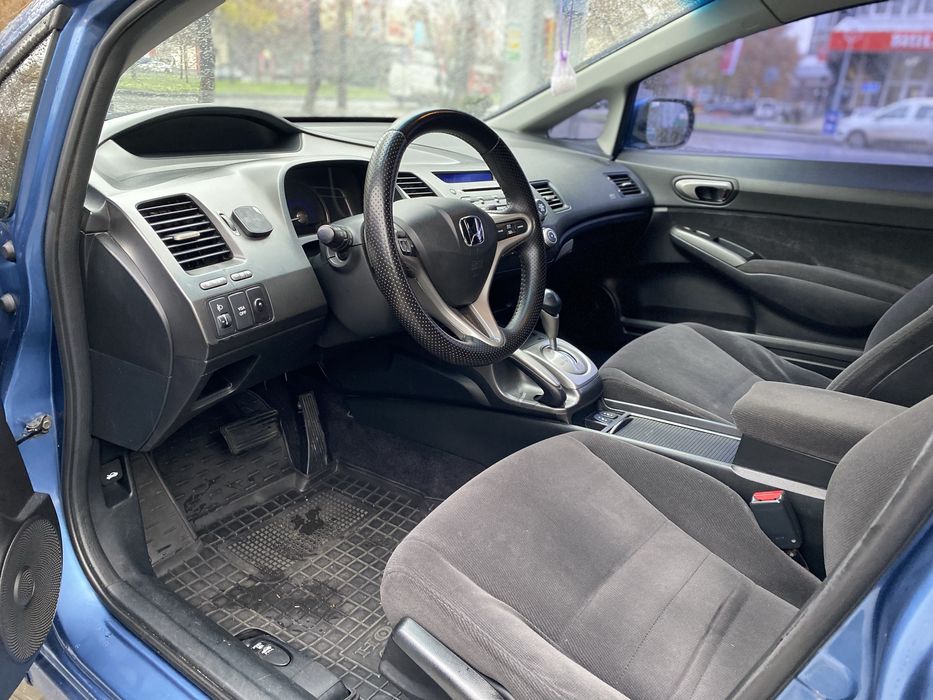 Honda Civic 1.8 Автомат