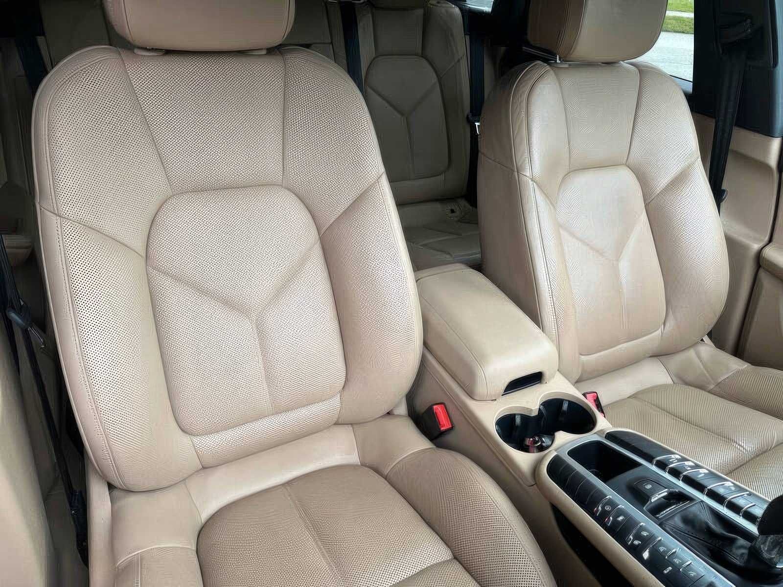 2020 Porsche Macan