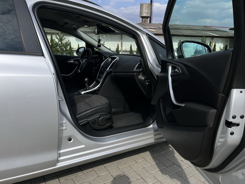 Opel Astra J, 2014 рік, 1.7 cdti