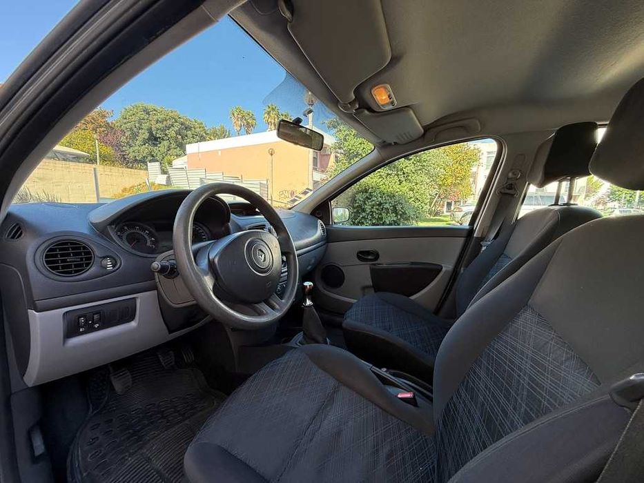 Renault Clio III 1.2 16V