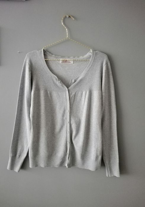 Szary rozpinany sweter sweterek narzutka kardigan rozm M 38