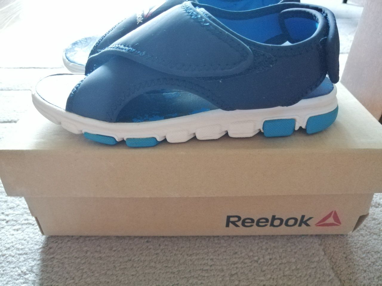 Sandały Reebok rozm. 31,5