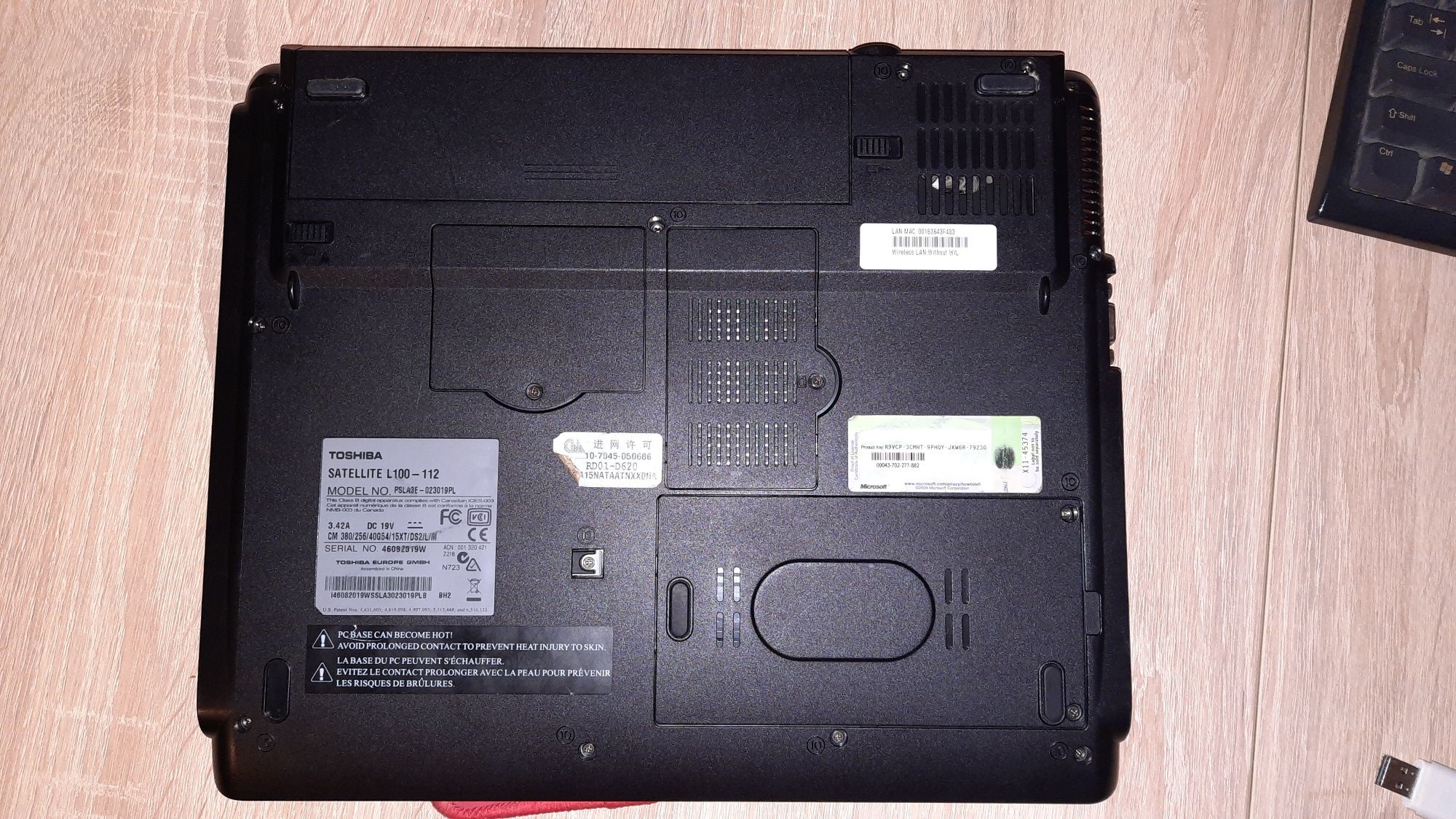 Retro laptop Toshiba Celeron M 1.6 896MB RAM DVD