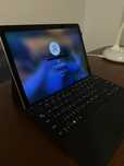 Surface Go 3 + czarna klawiatura