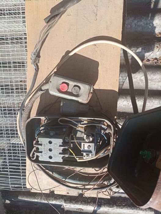 Щит щитова 380в.